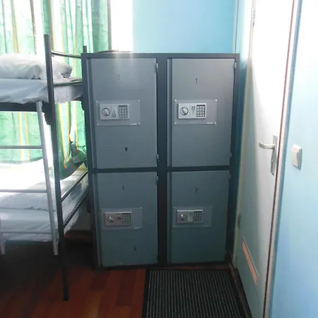 Sleep-inn Hostel